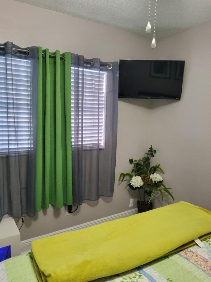 Beautiful Apartment Close To Everything Тампа Екстер'єр фото