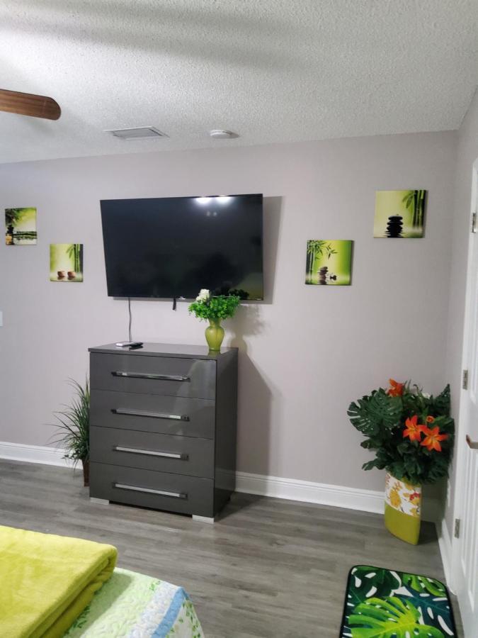 Beautiful Apartment Close To Everything Тампа Екстер'єр фото
